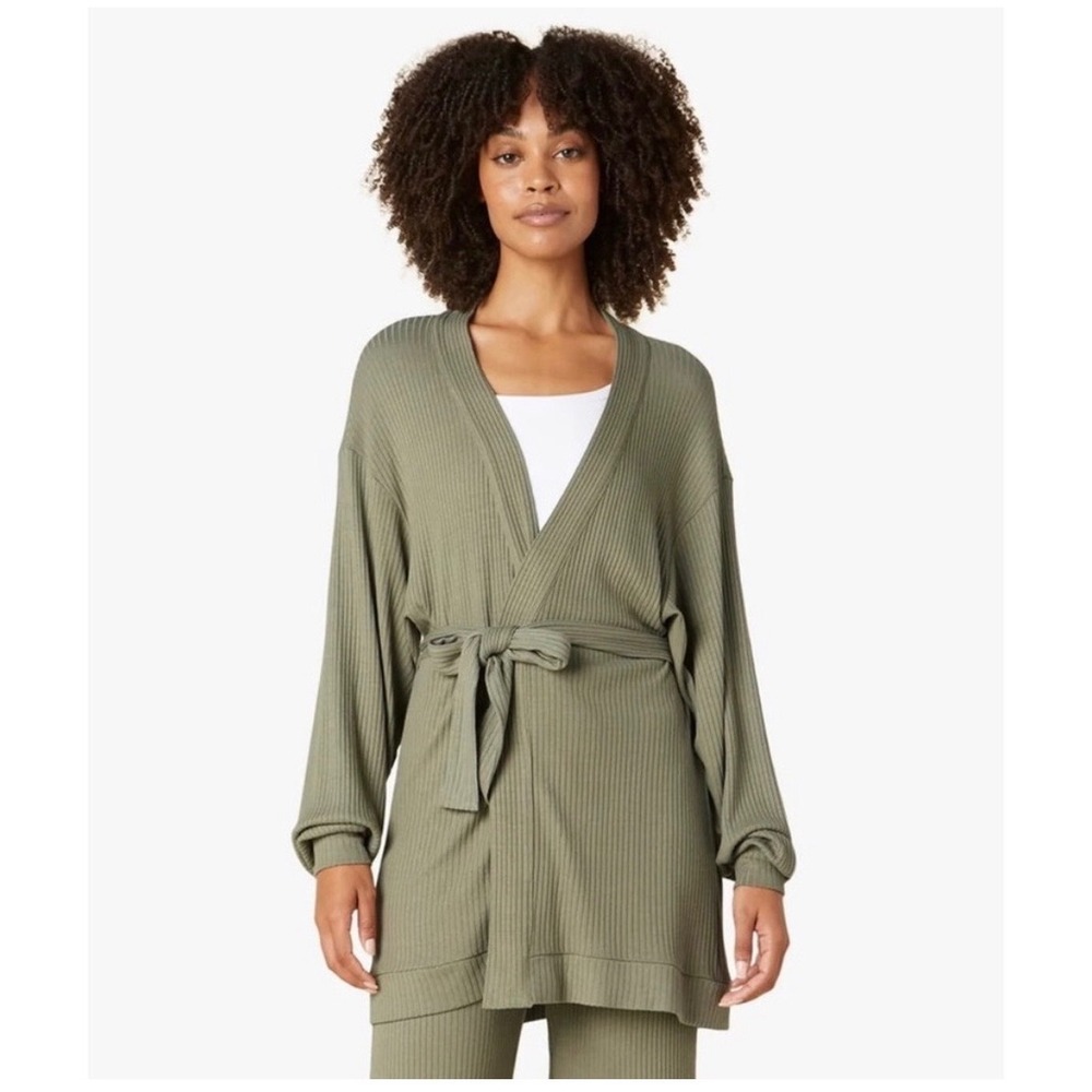 Beyond Yoga Coffee Run Cardigan Medium Green Ribbed Cozy Casual Relaxed